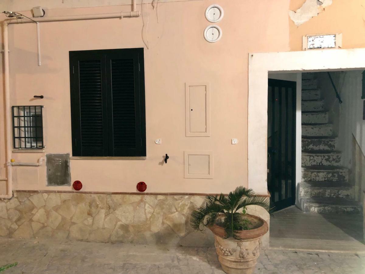 Vicolo Dei Pescatori Terracina Daire Dış mekan fotoğraf